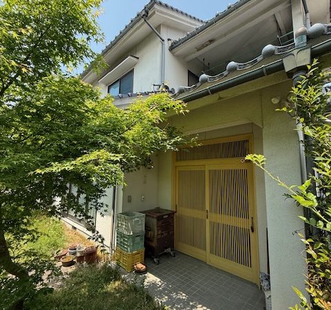 八頭郡八頭町稲荷　中古一戸建て