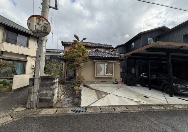 鳥取市大覚寺　中古一戸建て