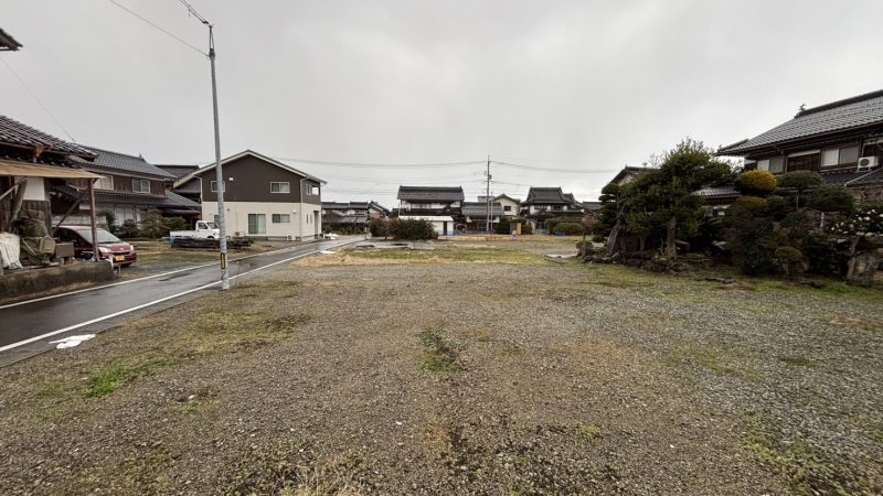 東伯郡琴浦町出上　土地